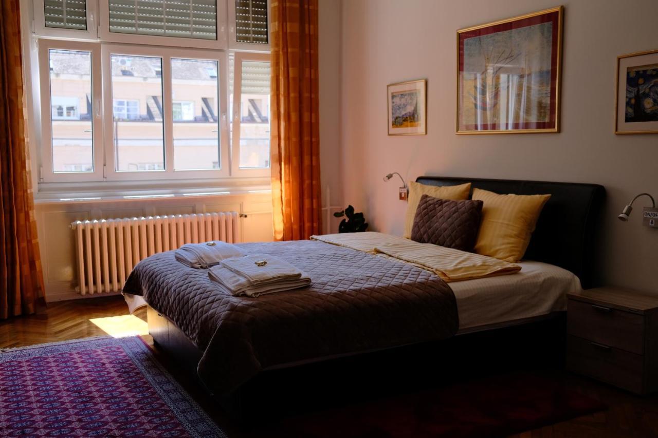 Apartment Centrum Нови Сад Екстериор снимка